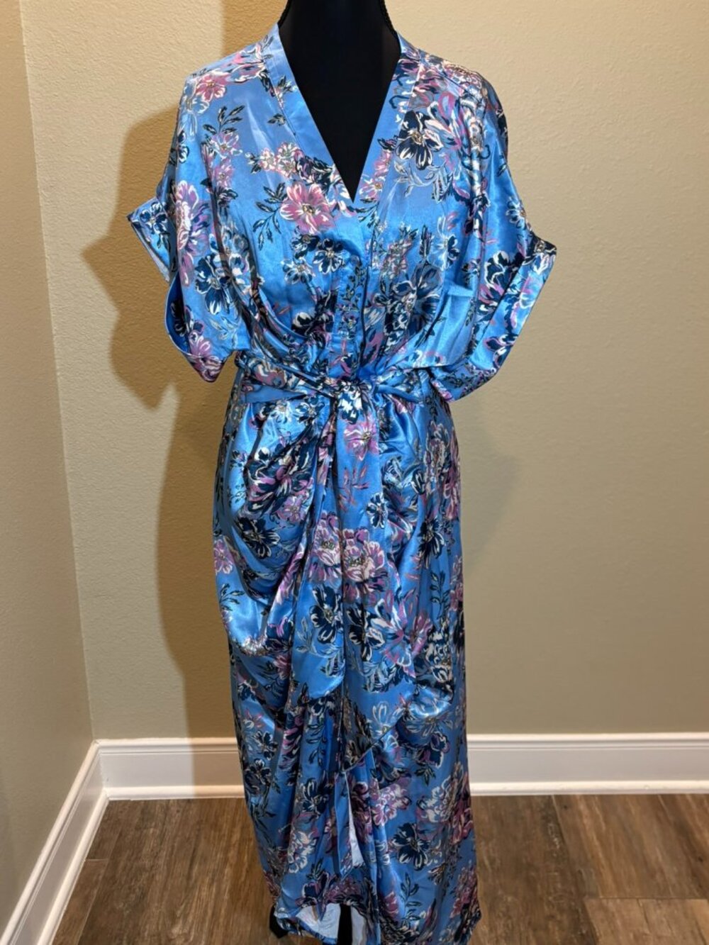 NWT Steve Madden Azure Blue Floral Belted Dress